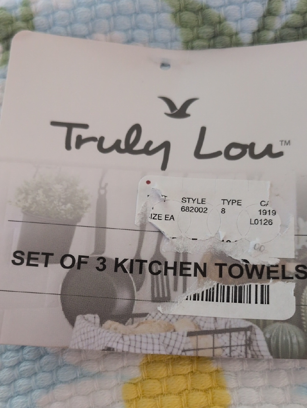 TRULY LOU Daisy Print Kitchen Towels - Blue & Yellow Qty 3 - Picture 5 of 5